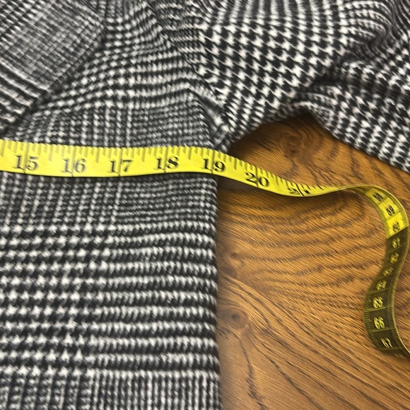 LOVE TREE BNWOT Plaid Jacket - Picture 7 of 9